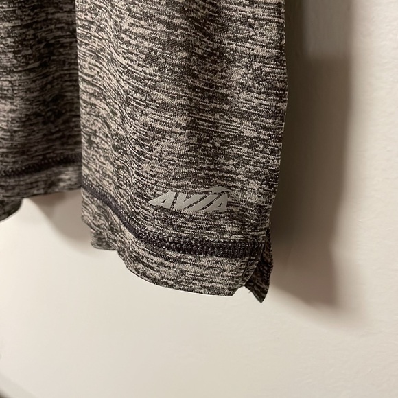 Avia XS racerback gray and black active sports tank top, mesh inserts - Picture 4 of 7